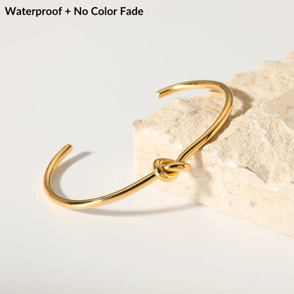 Soul Knot Bracelet | 18K Gold Plated + Free Gift